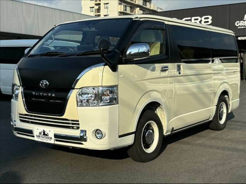 HIACE VAN-11