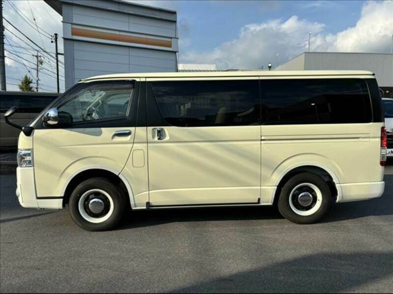 HIACE VAN-13