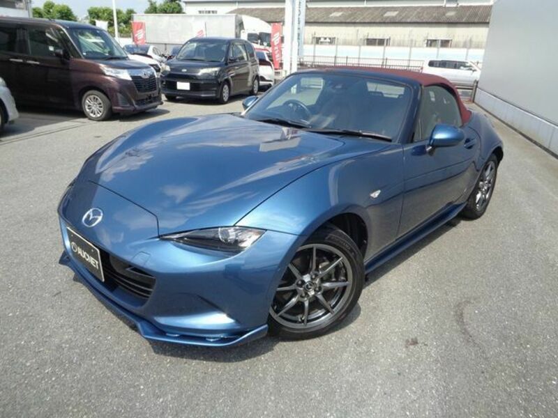 MAZDA　ROADSTER