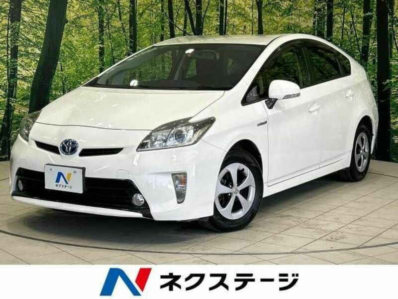 TOYOTA　PRIUS