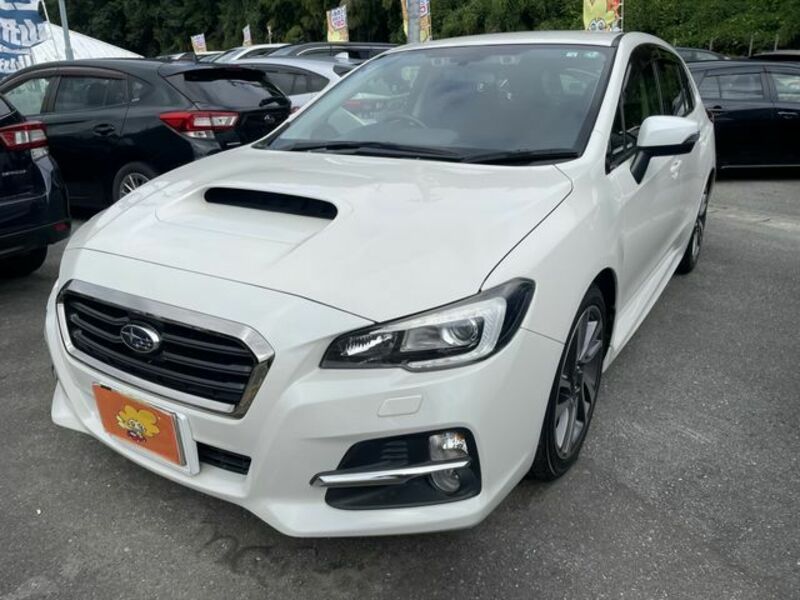 SUBARU　LEVORG