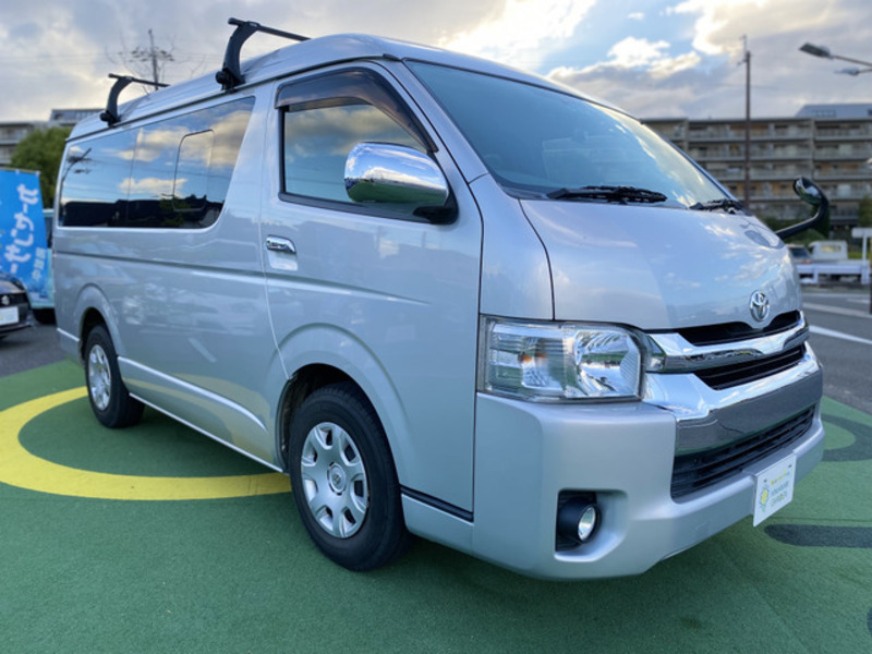 HIACE-1