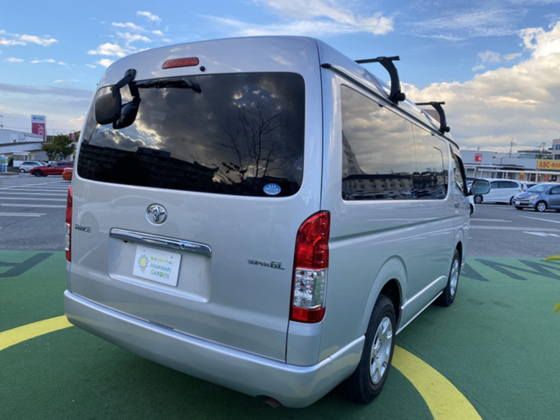 HIACE-7