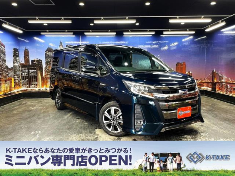 TOYOTA NOAH