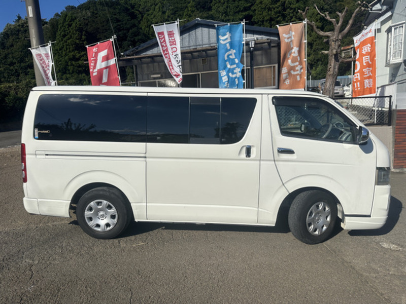 HIACE VAN-18