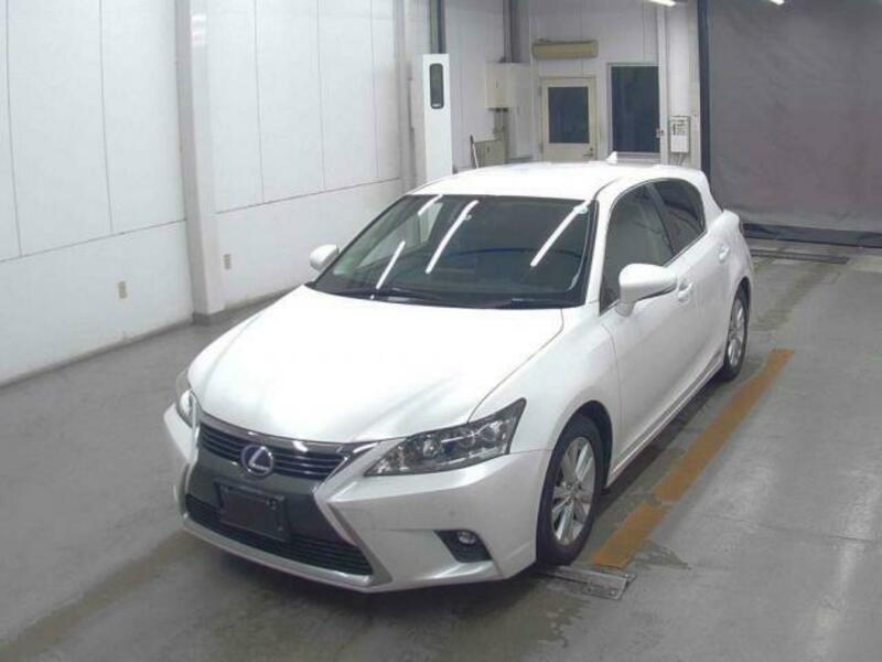 LEXUS　CT