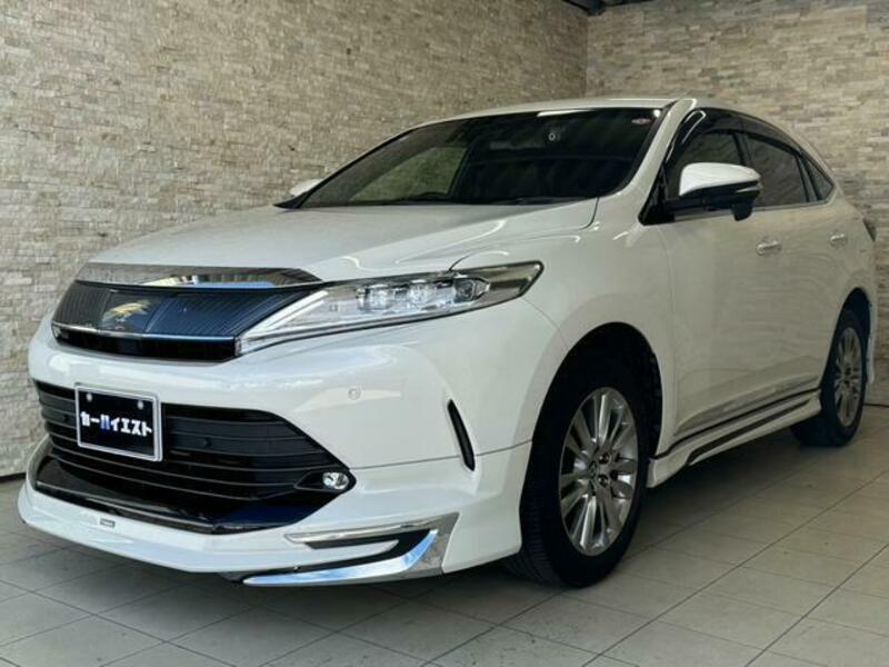 TOYOTA　HARRIER