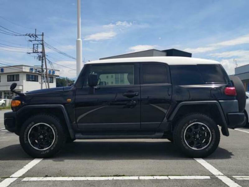 FJ CRUISER-1