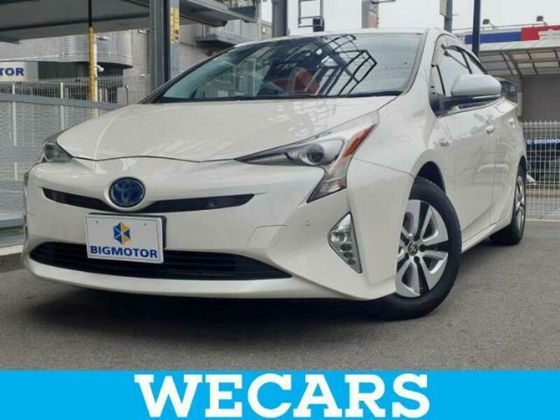 TOYOTA　PRIUS