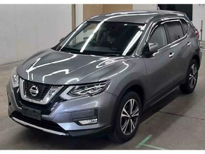 NISSAN　X-TRAIL