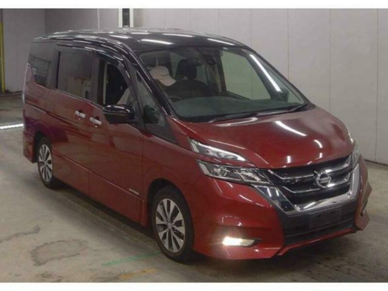 NISSAN　SERENA