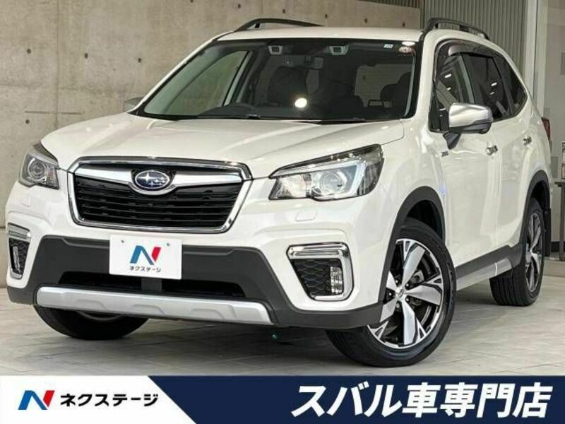 SUBARU　FORESTER