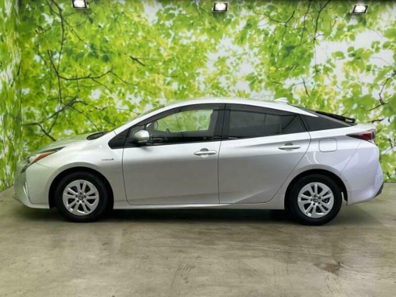 PRIUS-1