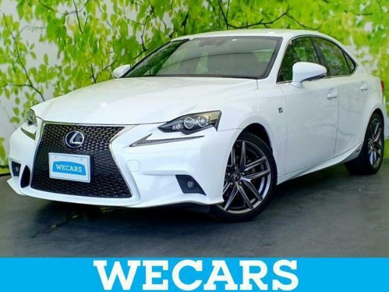 LEXUS　IS