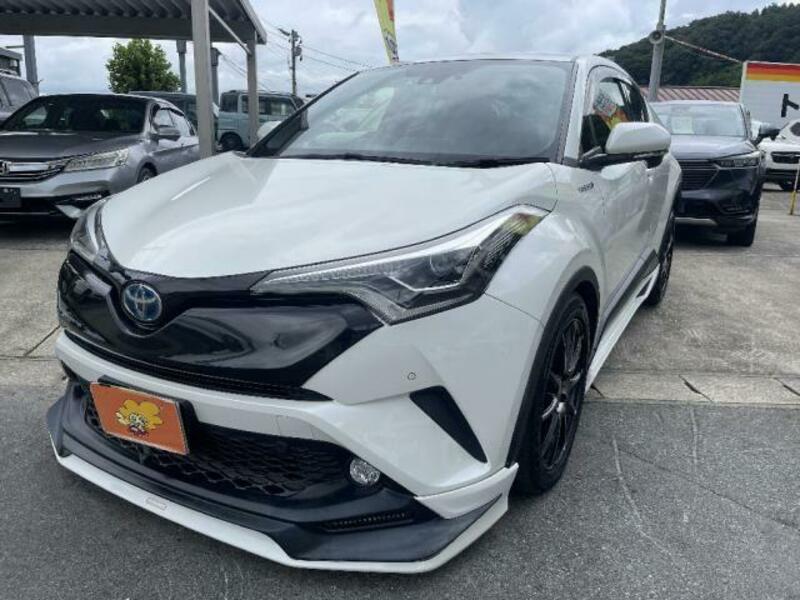 TOYOTA　C-HR