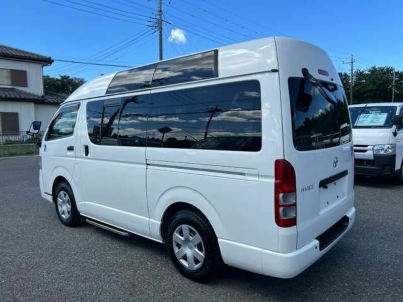 HIACE VAN-6