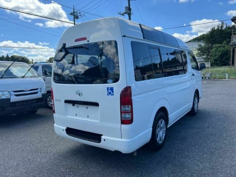 HIACE VAN-8