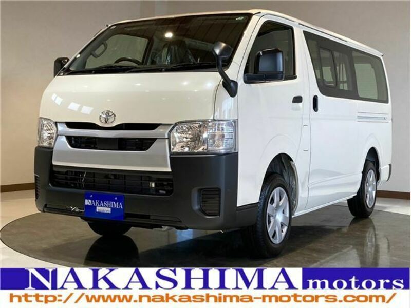 TOYOTA　HIACE