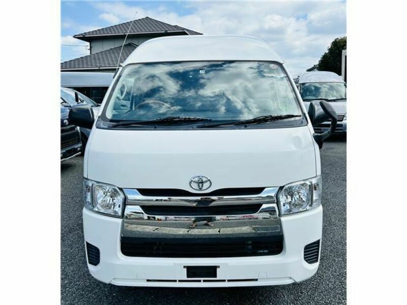 HIACE VAN-1