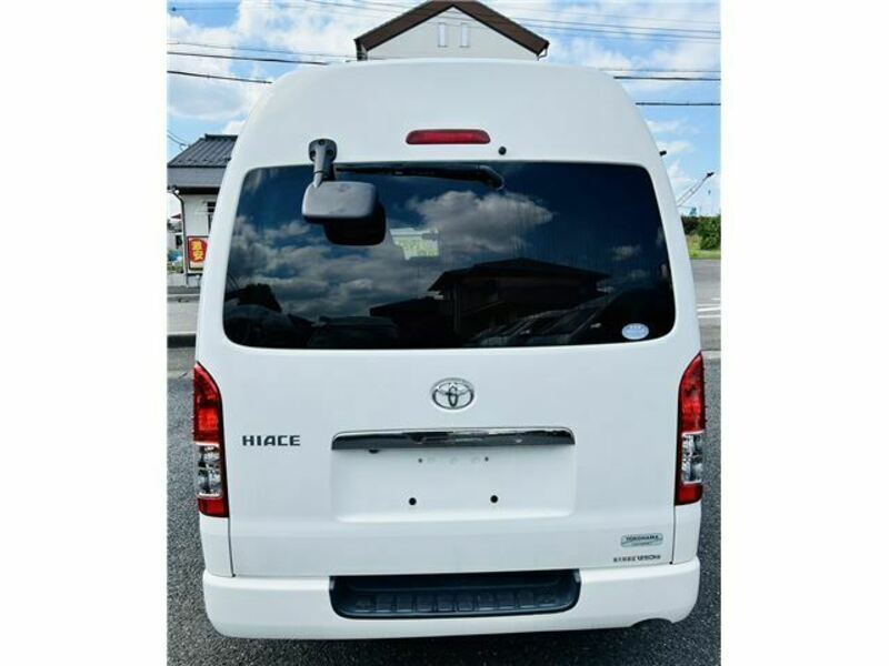 HIACE VAN-33