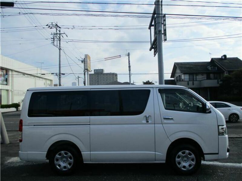 HIACE VAN-7