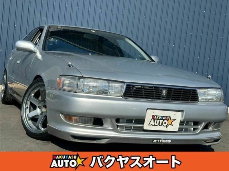 TOYOTA　CRESTA