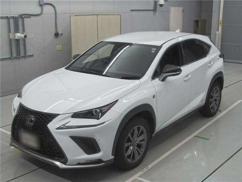 LEXUS　NX