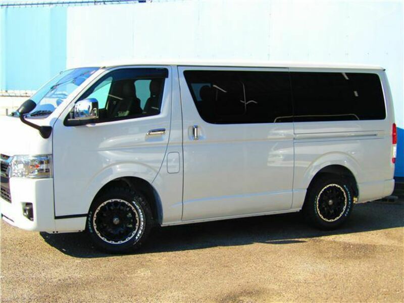 HIACE VAN