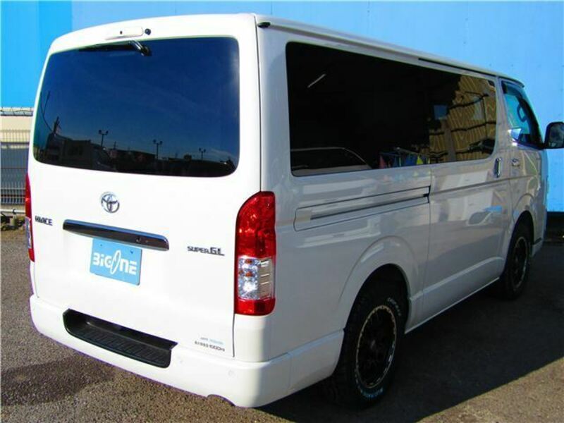 HIACE VAN-37