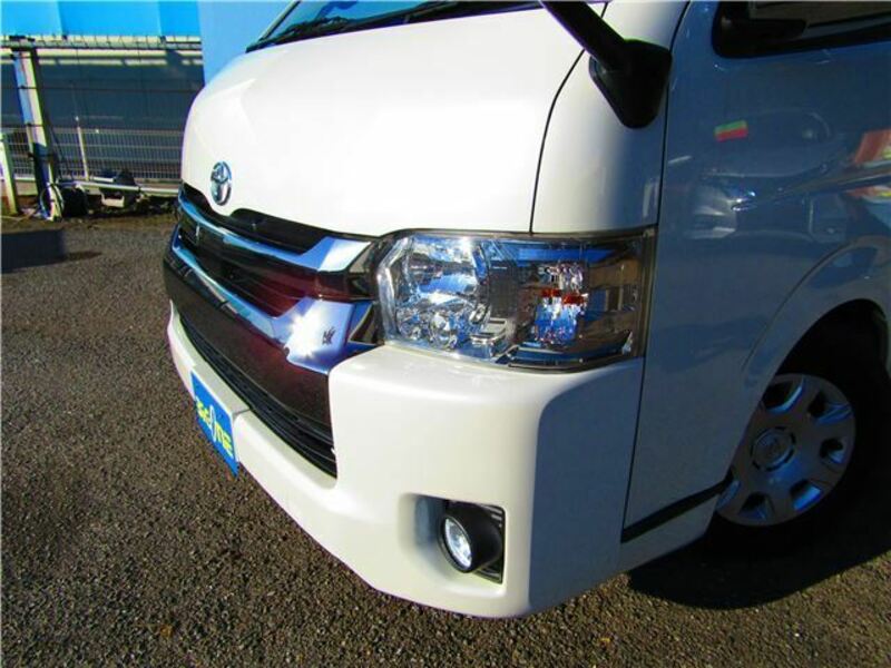 HIACE VAN-4