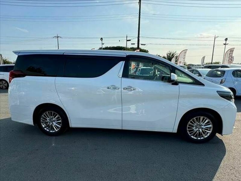 ALPHARD-11