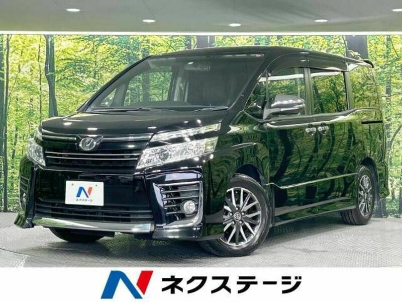 TOYOTA　VOXY