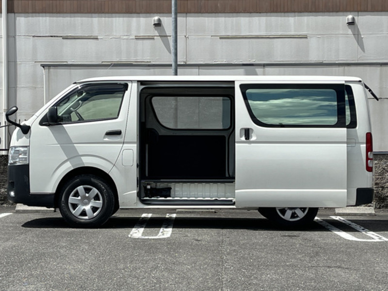 HIACE VAN-4