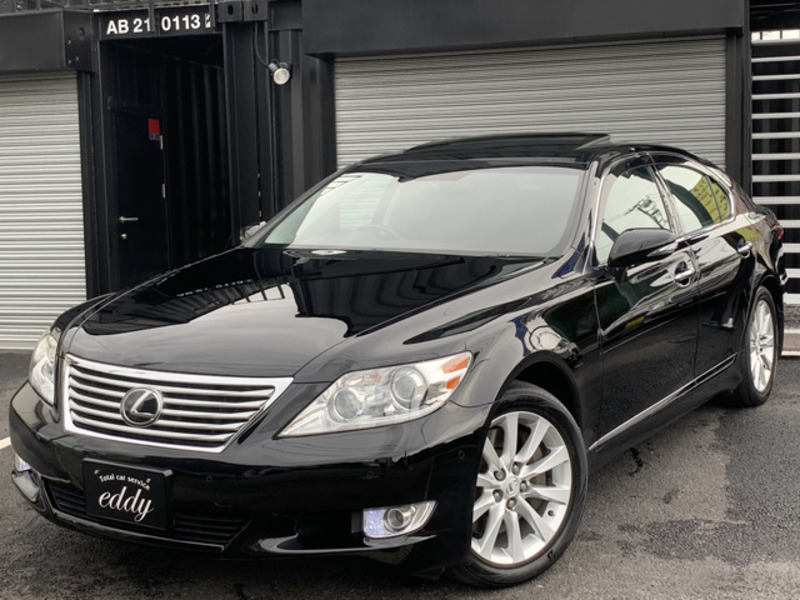 LEXUS　LS