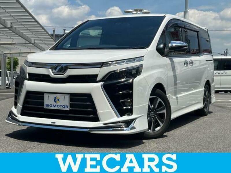 TOYOTA　VOXY