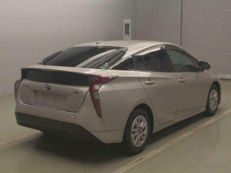 PRIUS-1