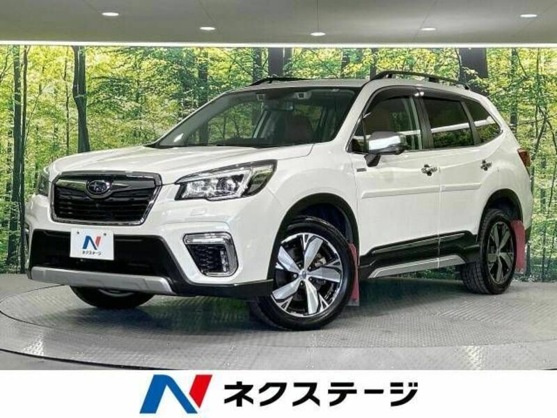 SUBARU　FORESTER