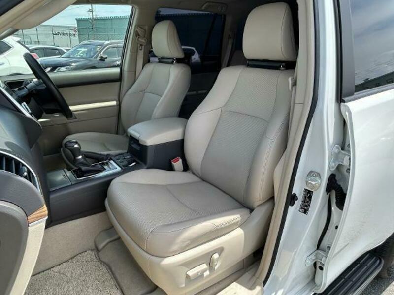 LAND CRUISER PRADO-9