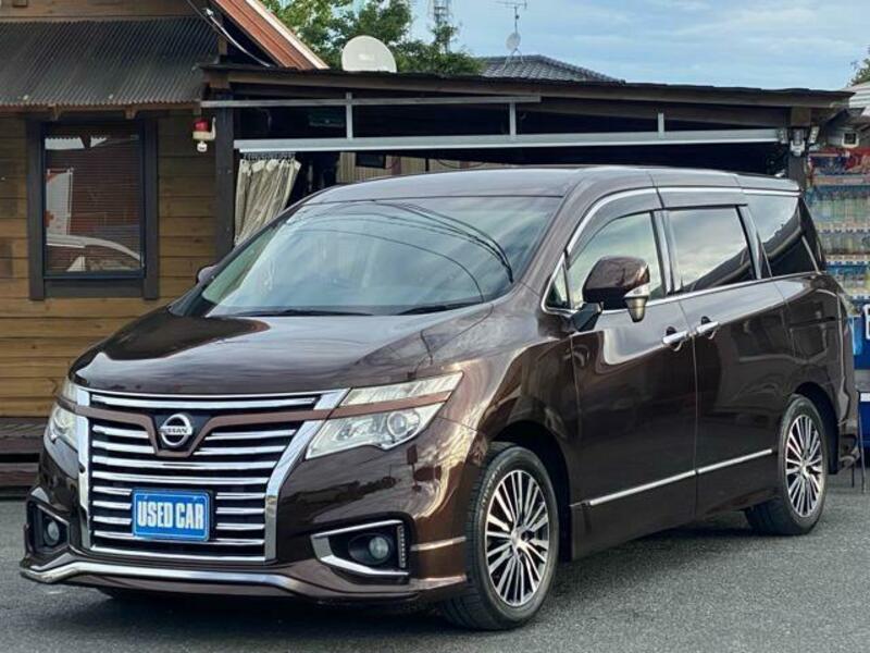 NISSAN　ELGRAND