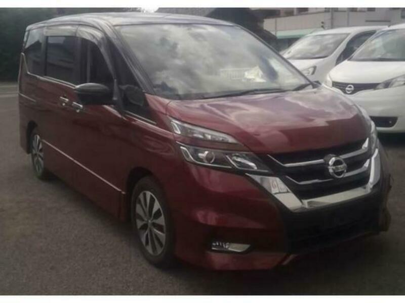 NISSAN　SERENA