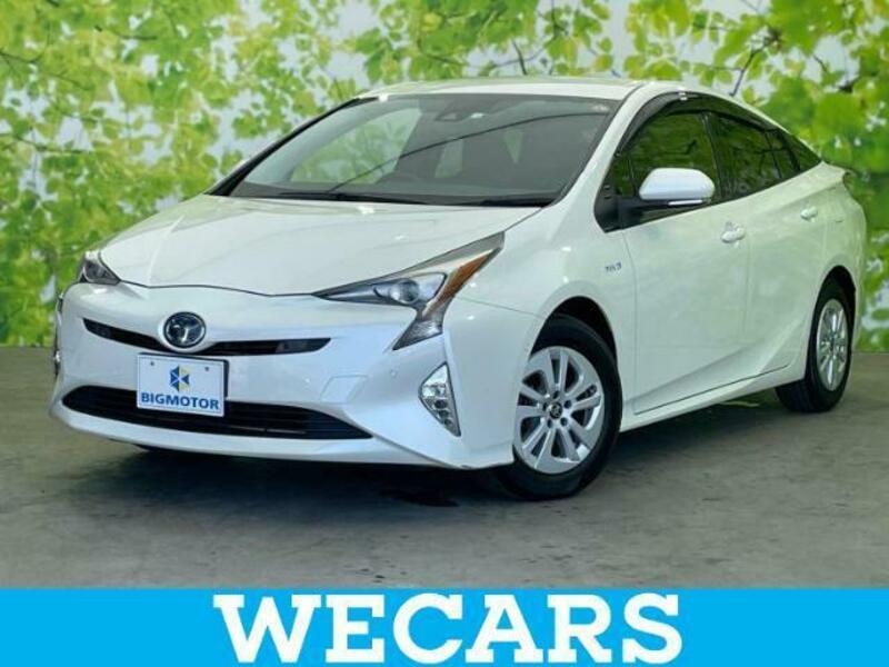 TOYOTA　PRIUS