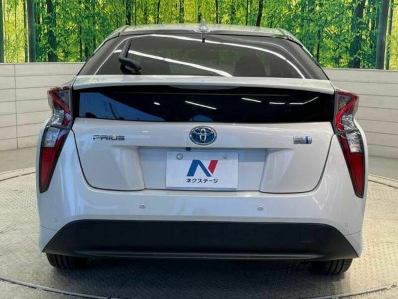 PRIUS-15