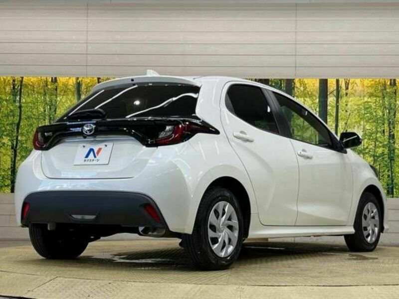 YARIS-17