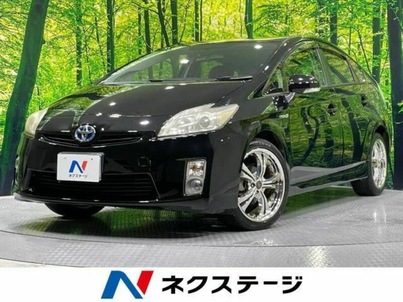 TOYOTA　PRIUS