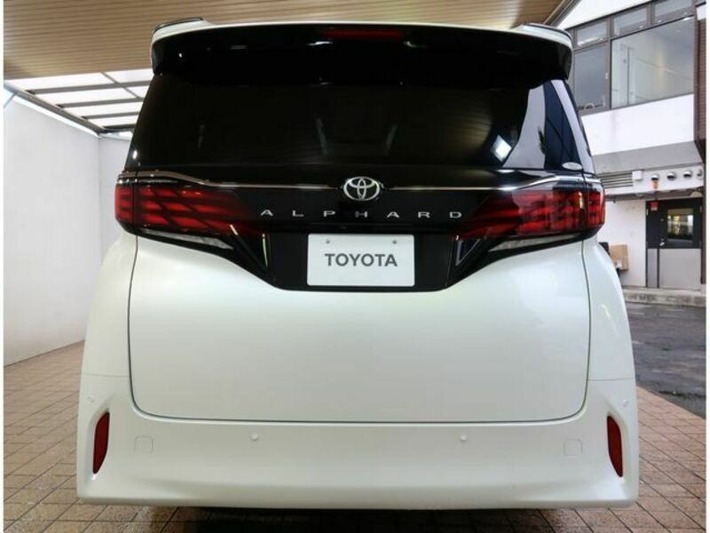 ALPHARD-9