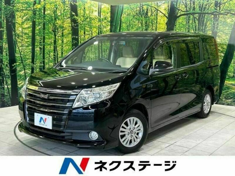 TOYOTA　NOAH