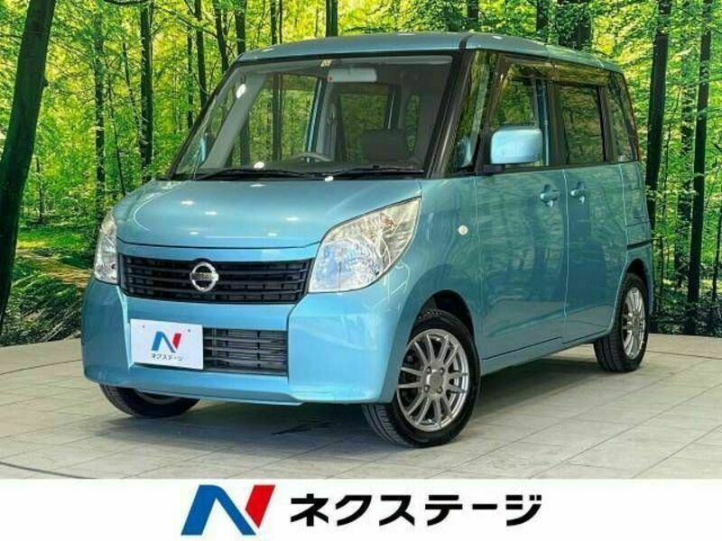 NISSAN　ROOX