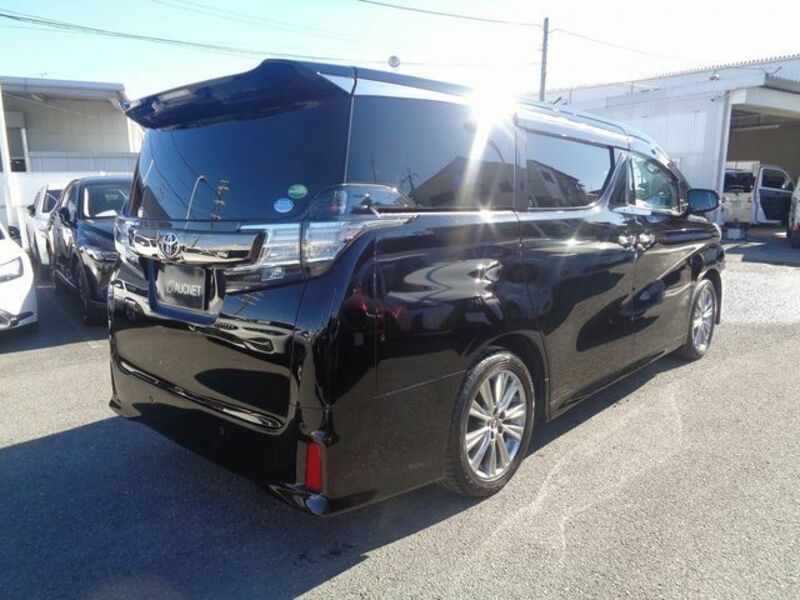 VELLFIRE-2