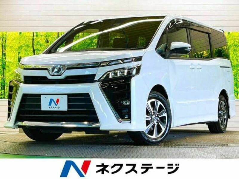 TOYOTA　VOXY