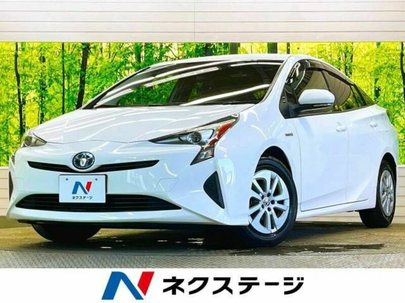 TOYOTA　PRIUS